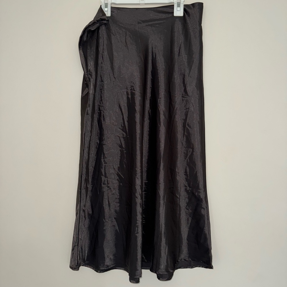 Elegant Black Midi Skirt